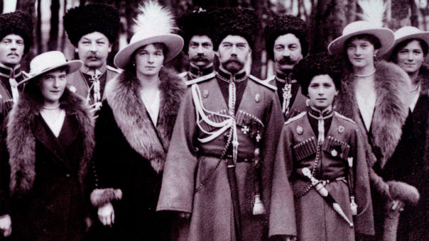 К 100-летию со дня кровавого злодеяния убийства царской семьи посвящается…